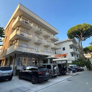 Levante A Pochi Passi Dal Mare Hotel