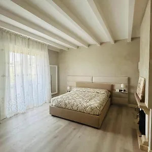 Bed & Breakfast Civico 69 Esclusivo In Franciacorta, Capriolo