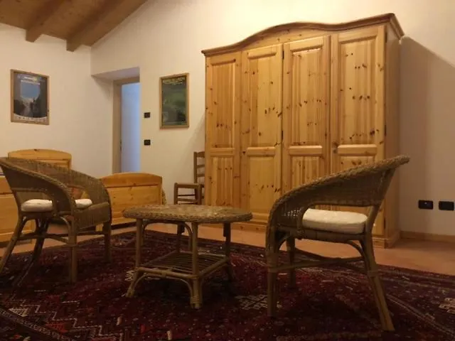 Antica Osteria Pace Hotel Moerna 2*,
